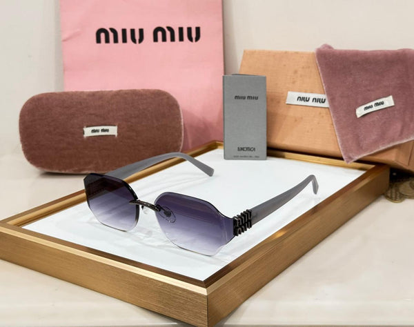MIU SUNGLASS